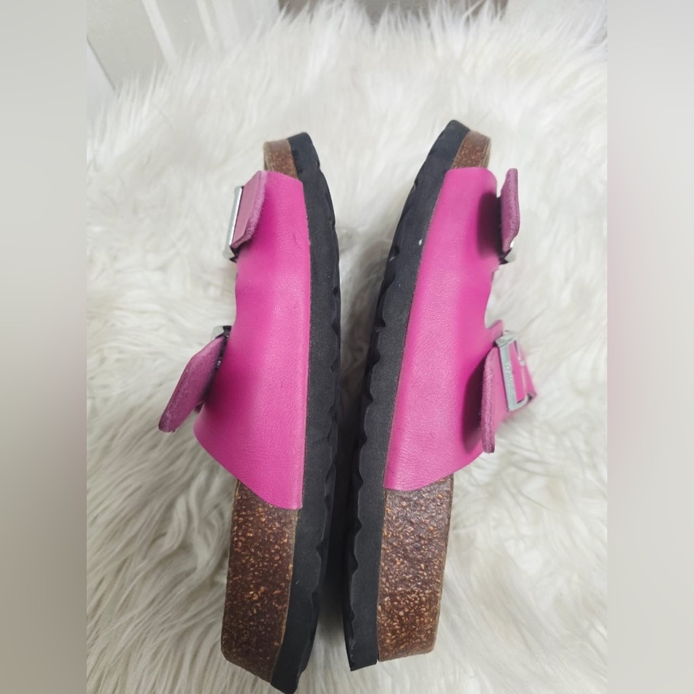 Birkenstock Betula Arizona sandals in a fuchsia/hot pink color - Picture 7 of 8